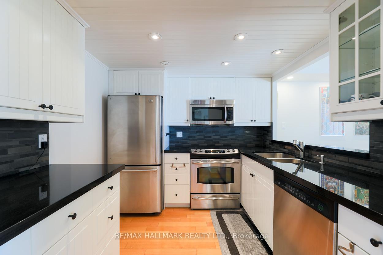 Photo 2 of Unit 513, 268 Ridley Boulevard, Toronto, Bedford Park-Nortown — HOMEH