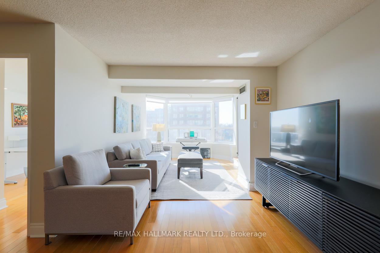 Photo 6 of Unit 513, 268 Ridley Boulevard, Toronto, Bedford Park-Nortown — HOMEH