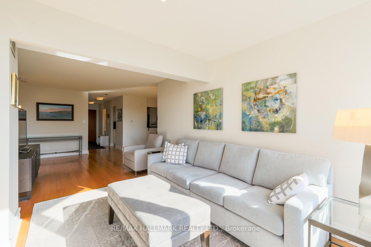 Photo 8 of Unit 513, 268 Ridley Boulevard, Toronto, Bedford Park-Nortown — HOMEH