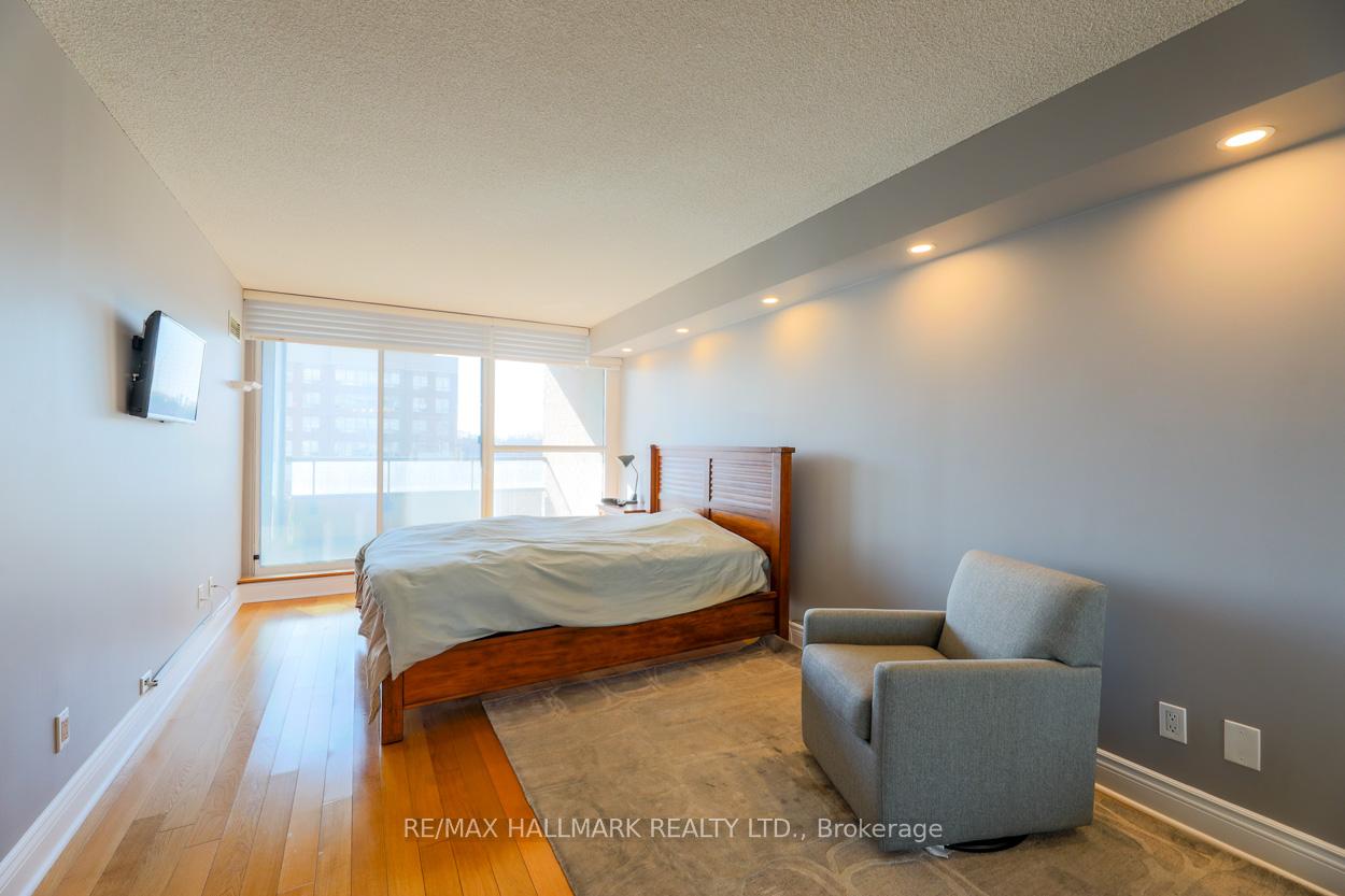 Photo 9 of Unit 513, 268 Ridley Boulevard, Toronto, Bedford Park-Nortown — HOMEH