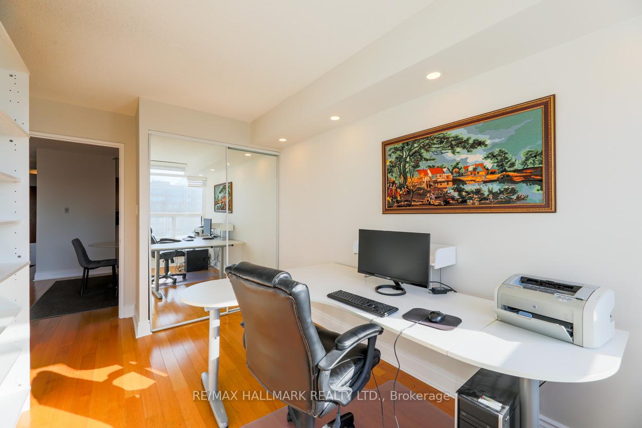 Photo 12 of Unit 513, 268 Ridley Boulevard, Toronto, Bedford Park-Nortown — HOMEH