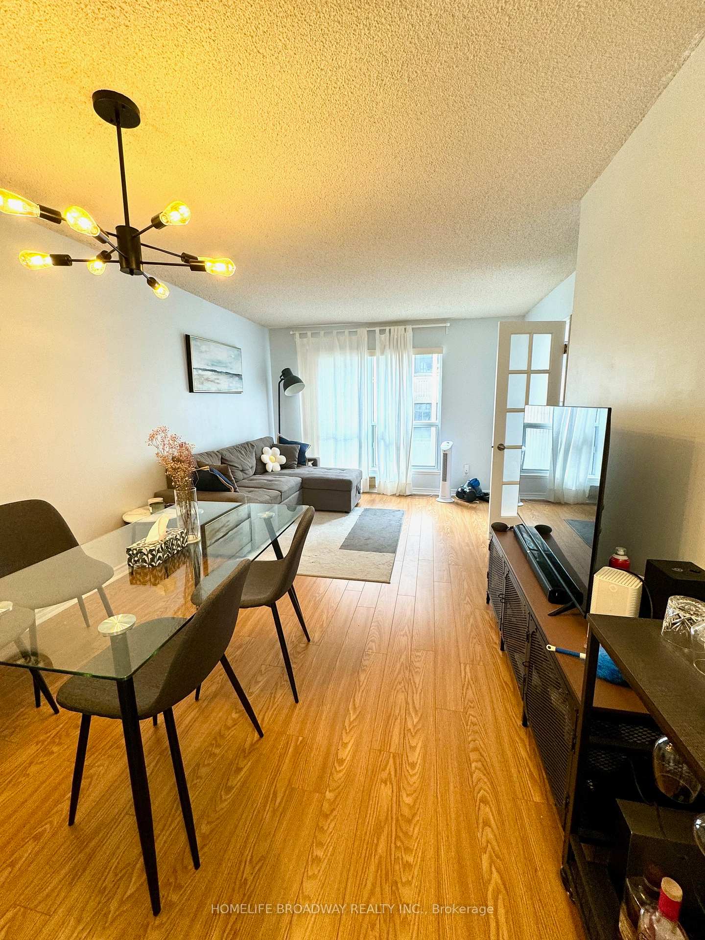 Photo 5 of Unit 809, 7 Carlton Street, Toronto, Church-Yonge Corridor — HOMEH