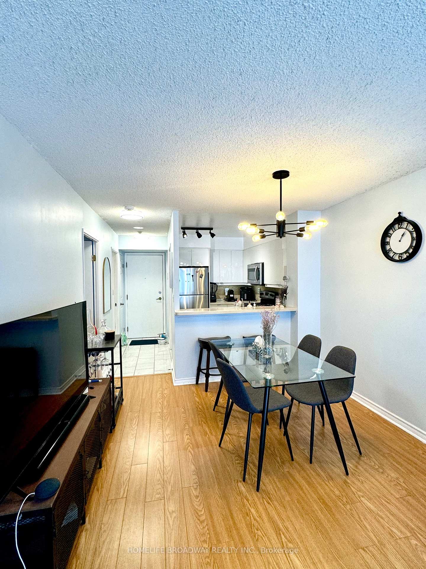 Photo 10 of Unit 809, 7 Carlton Street, Toronto, Church-Yonge Corridor — HOMEH