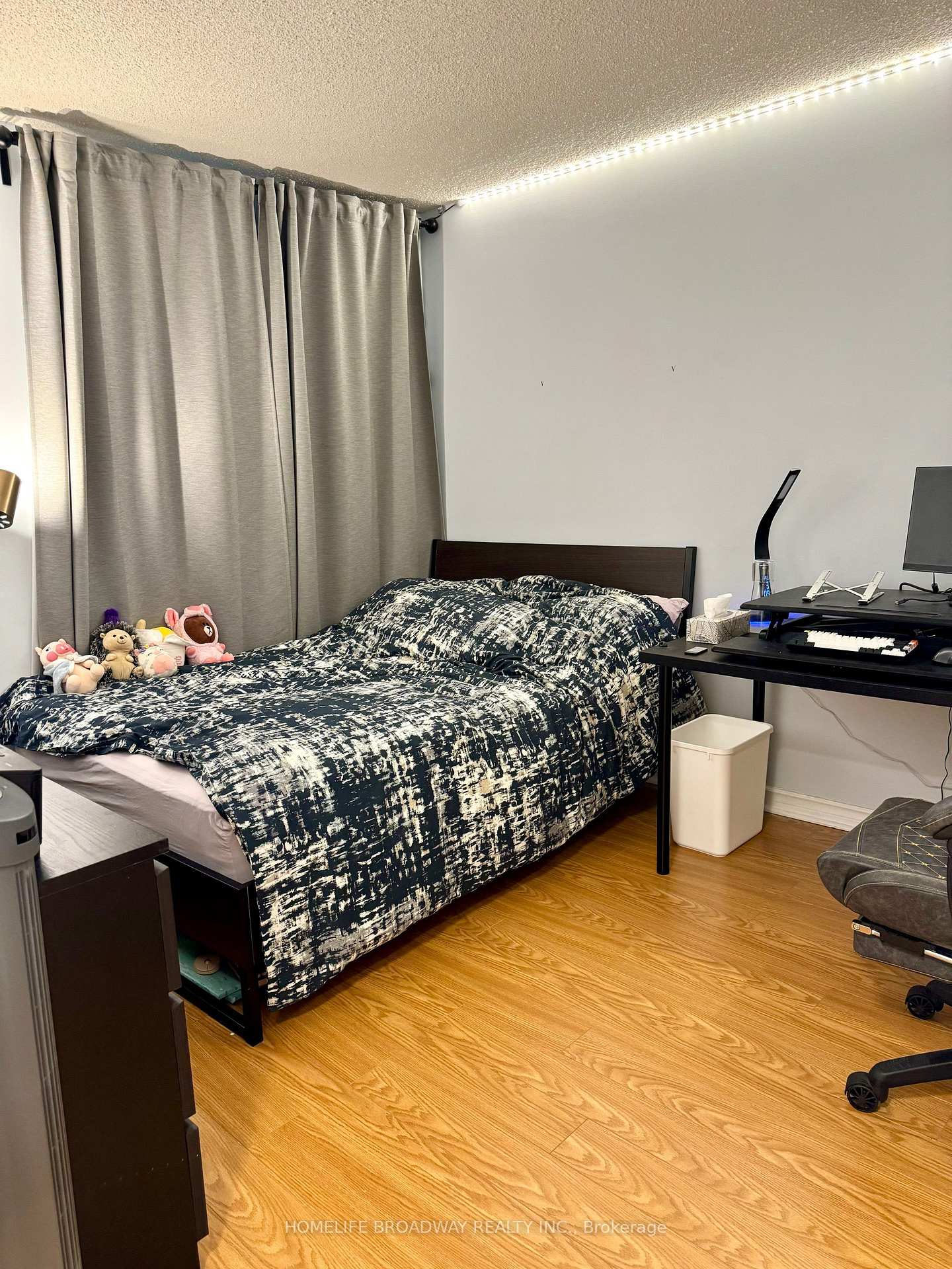 Photo 12 of Unit 809, 7 Carlton Street, Toronto, Church-Yonge Corridor — HOMEH