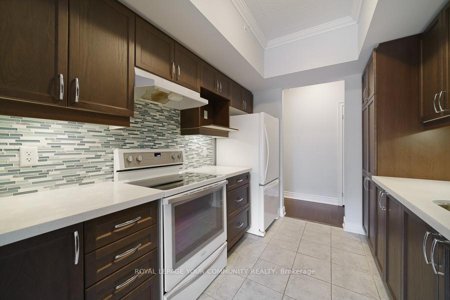 Photo 11 of Unit 112, 40 Ferndale Drive S, Barrie, Ardagh — HOMEH