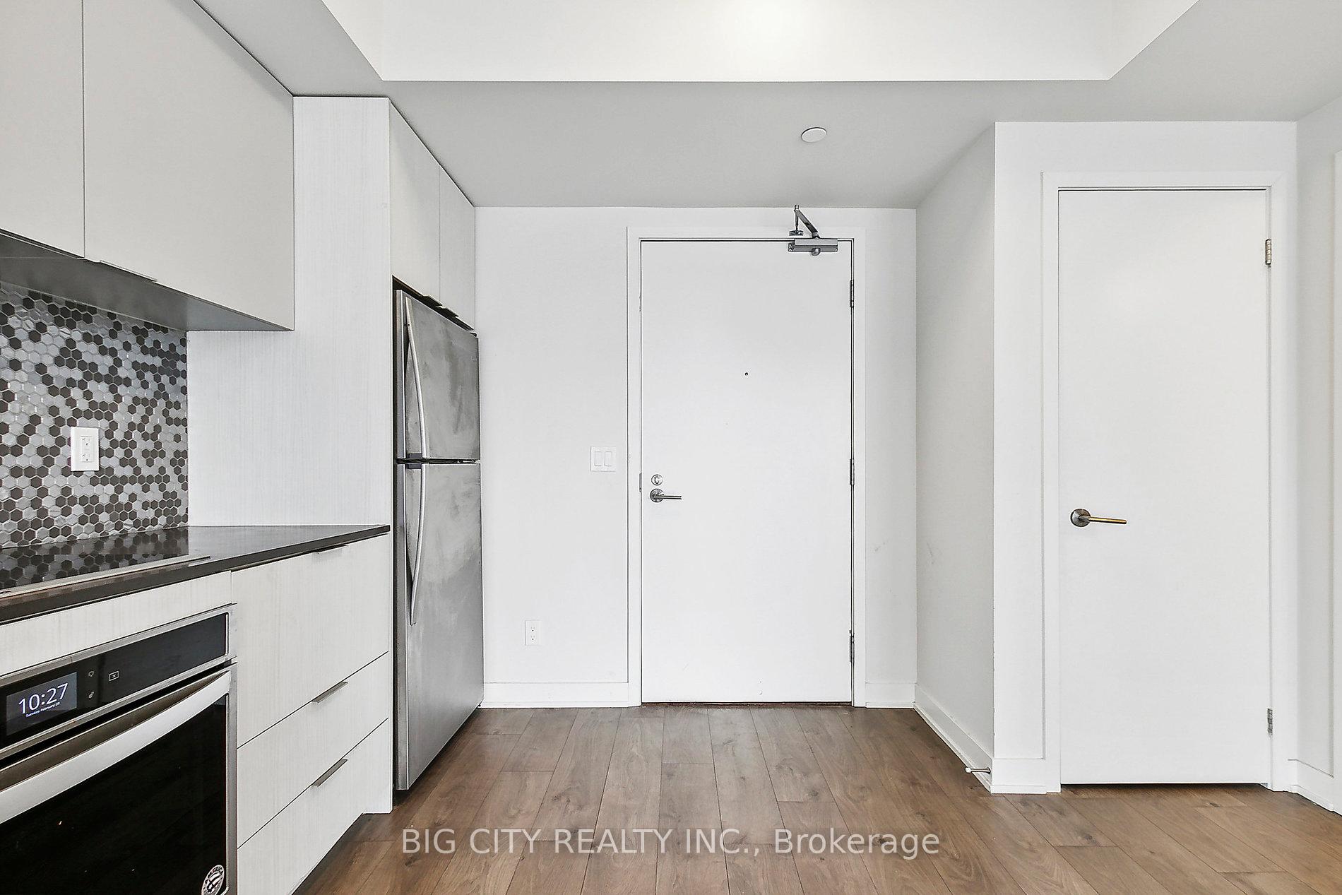 Photo 7 of Unit 1403, 2 Sonic Way, Toronto, Flemingdon Park — HOMEH