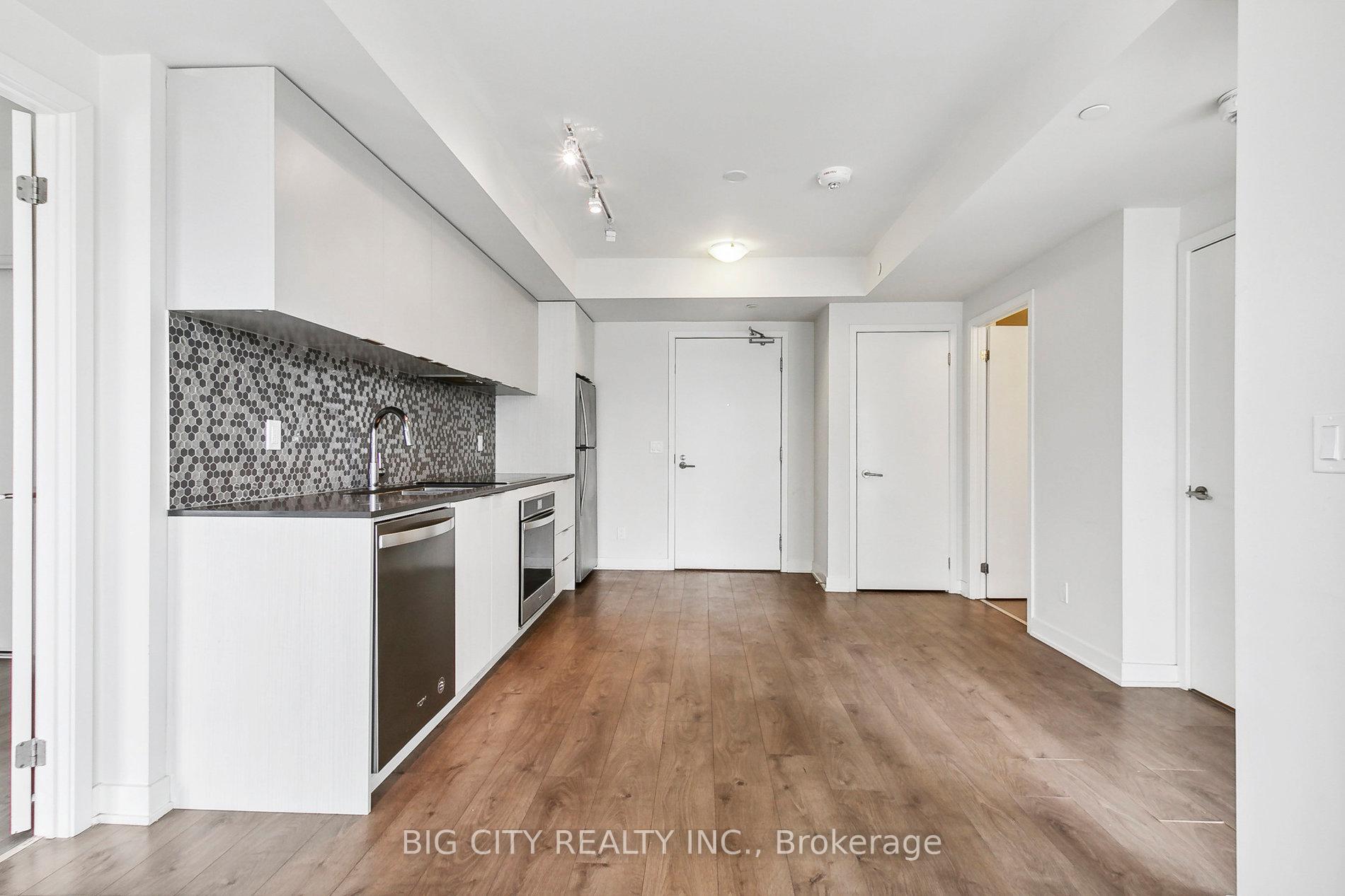 Photo 6 of Unit 1403, 2 Sonic Way, Toronto, Flemingdon Park — HOMEH
