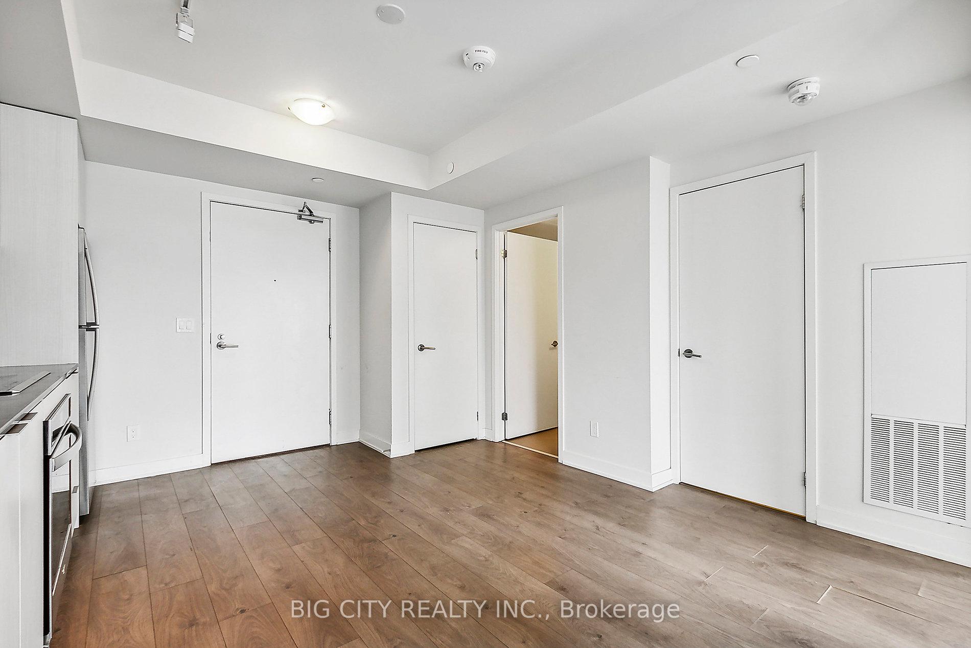 Photo 5 of Unit 1403, 2 Sonic Way, Toronto, Flemingdon Park — HOMEH