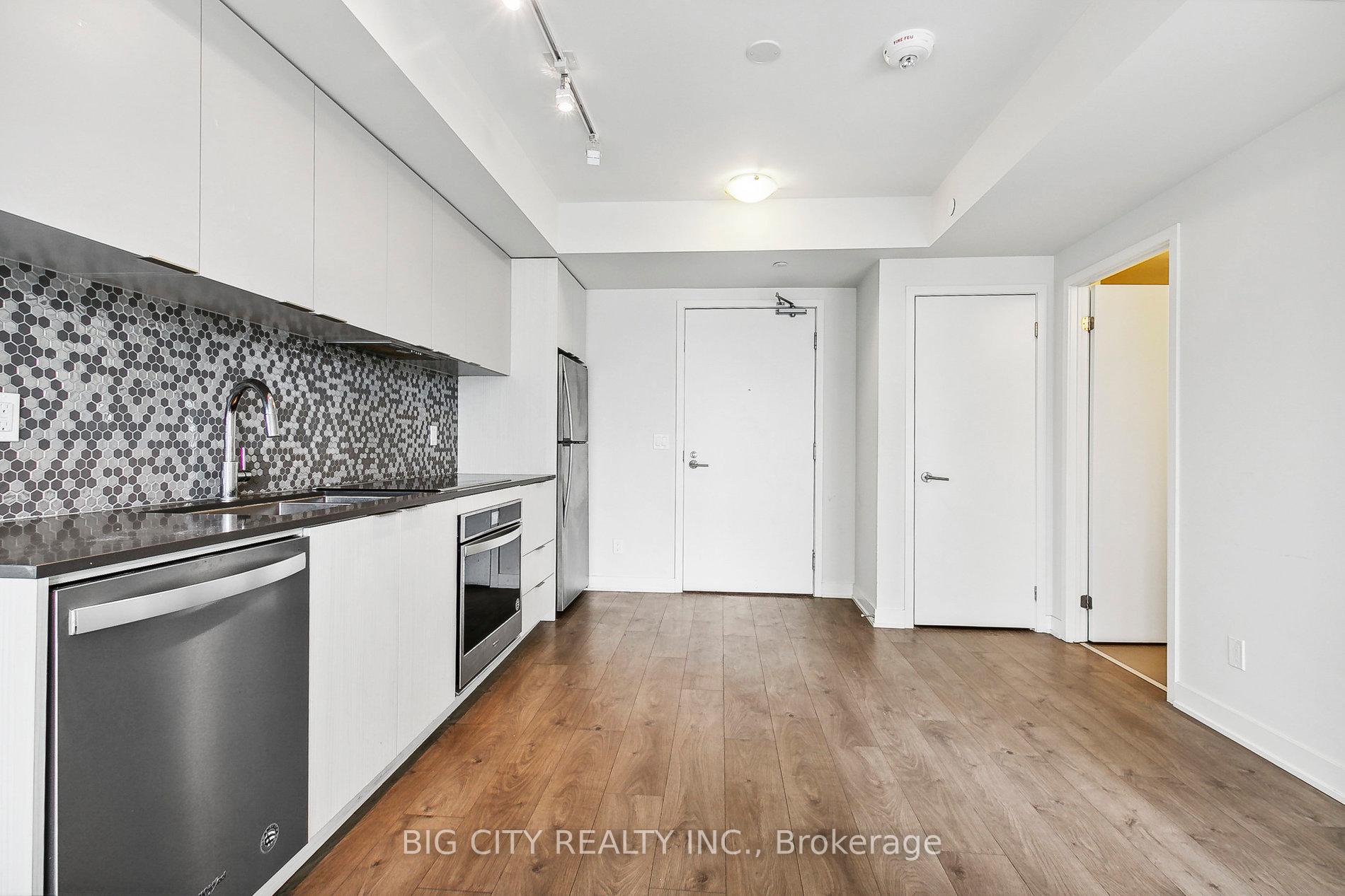 Photo 9 of Unit 1403, 2 Sonic Way, Toronto, Flemingdon Park — HOMEH