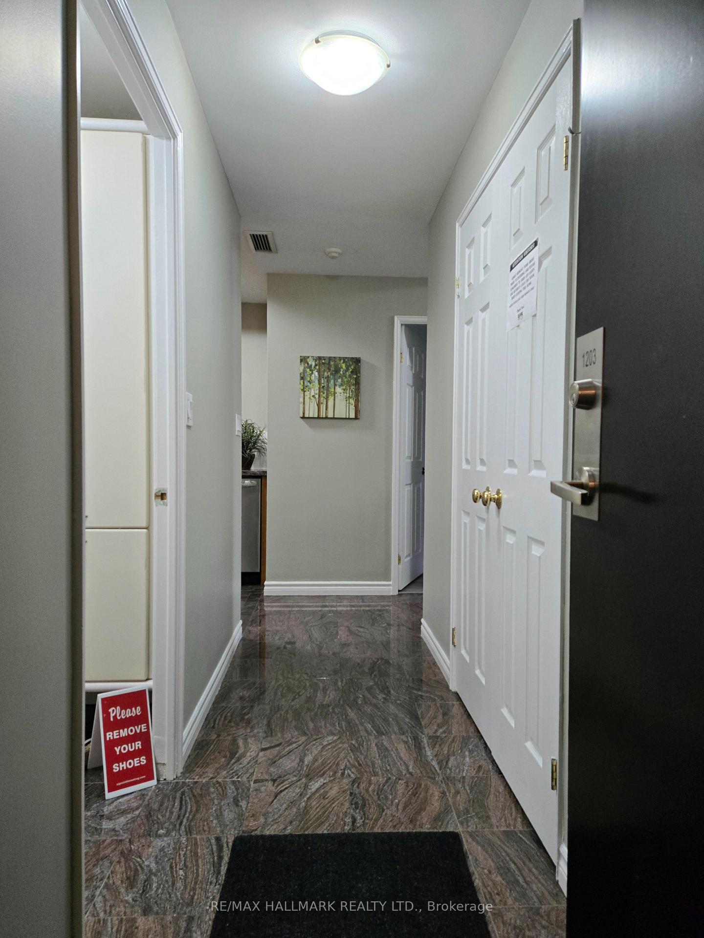 Photo 5 of Unit 1203, 55 Bloor Street E, Toronto, Church-Yonge Corridor — HOMEH