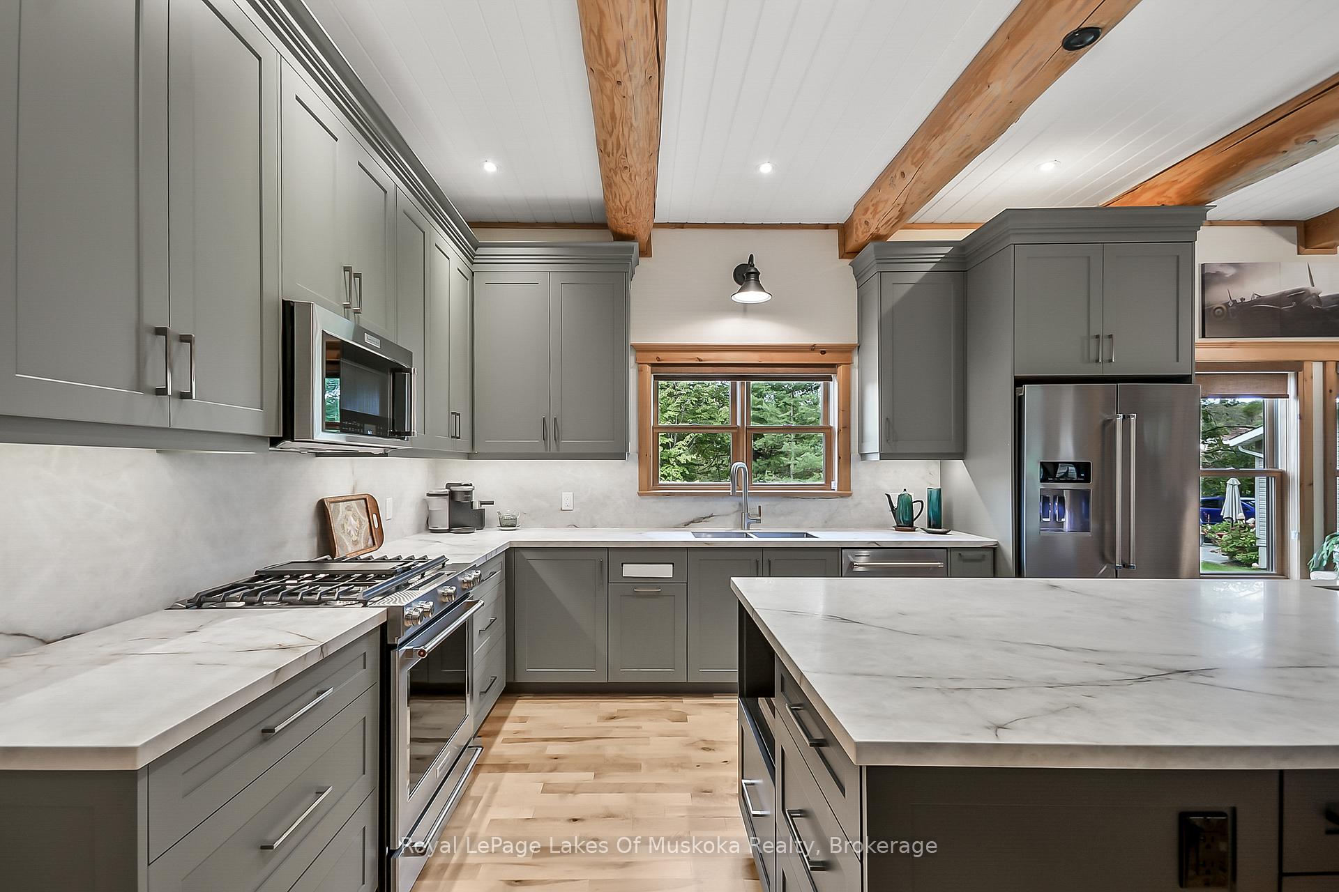 Photo 6 of 465 Alexander Street, Gravenhurst, Muskoka (S) — HOMEH
