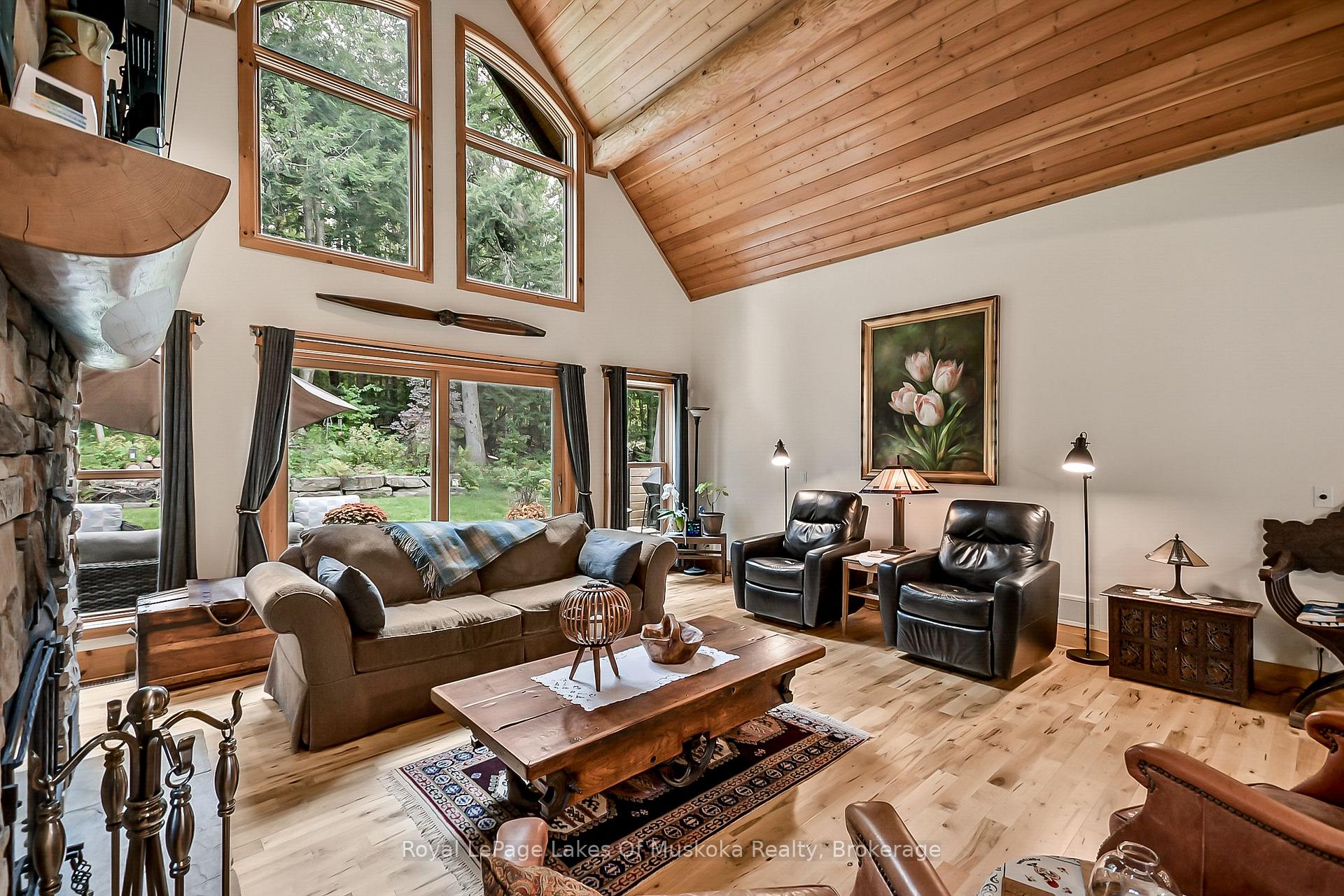 Photo 15 of 465 Alexander Street, Gravenhurst, Muskoka (S) — HOMEH