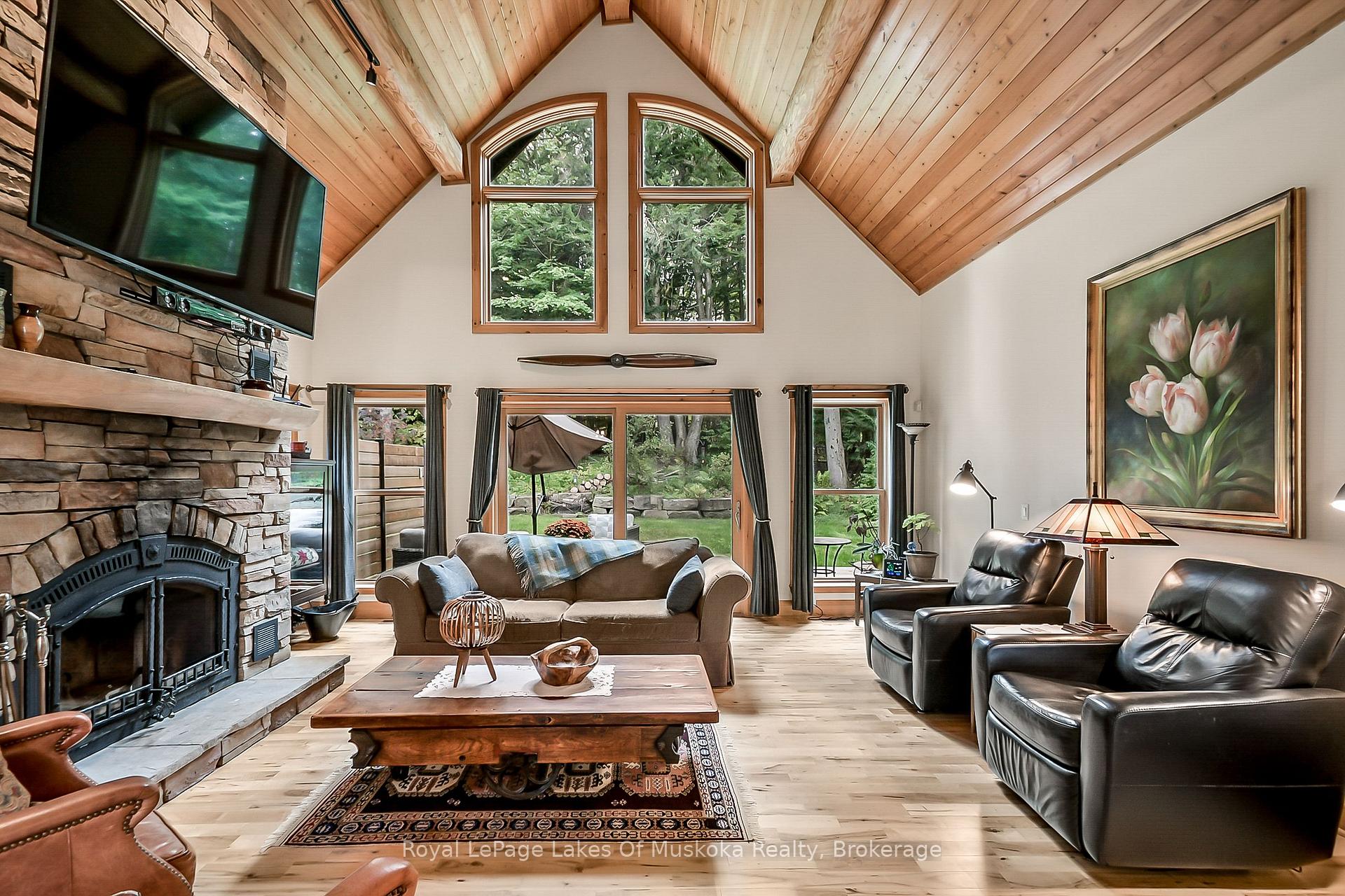 Photo 16 of 465 Alexander Street, Gravenhurst, Muskoka (S) — HOMEH