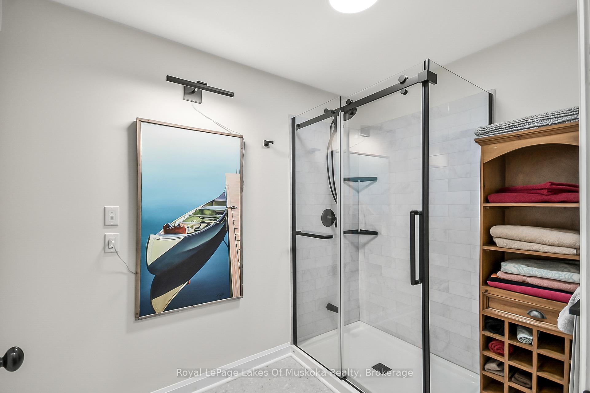 Photo 30 of 465 Alexander Street, Gravenhurst, Muskoka (S) — HOMEH