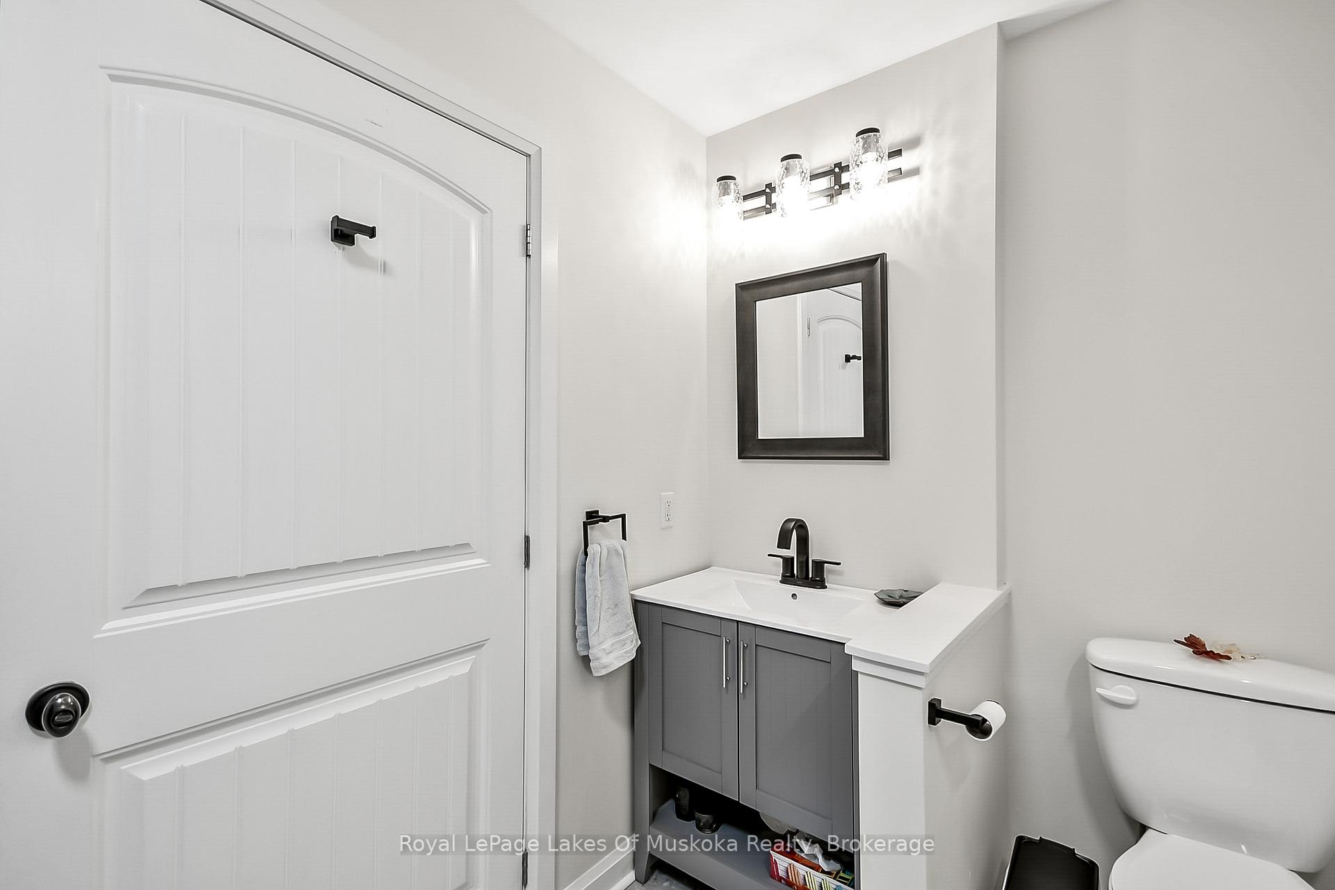 Photo 31 of 465 Alexander Street, Gravenhurst, Muskoka (S) — HOMEH