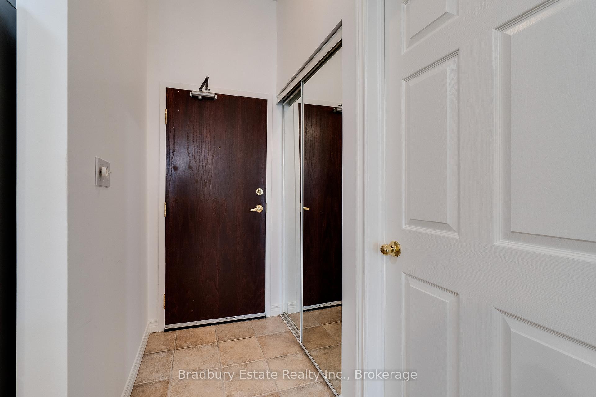 Photo 3 of Unit 317, 262 Dundas Street E, Hamilton, Waterdown — HOMEH
