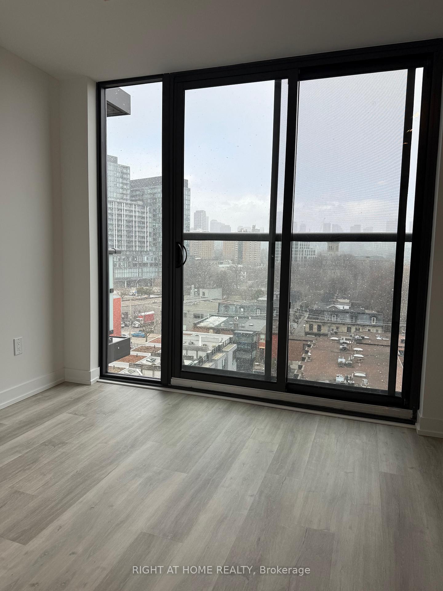 Photo 9 of Unit 826, 28 Eastern Avenue, Toronto, Moss Park — HOMEH