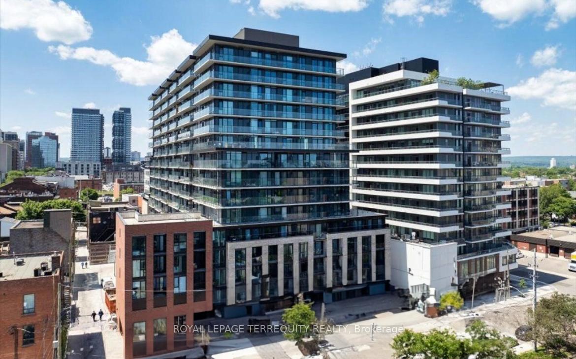 Front of Unit 719, 1 Jarvis Street