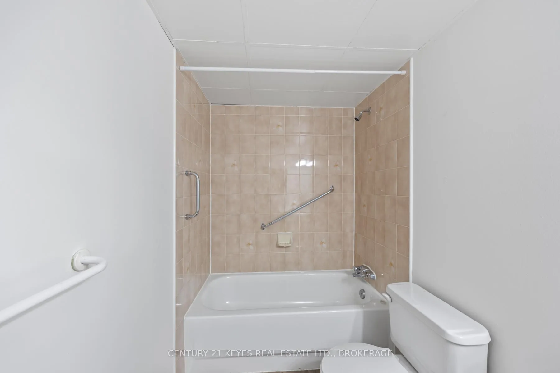 Photo 26 of Unit 511, 745 Davis Drive, Kingston, East Gardiners Rd — HOMEH