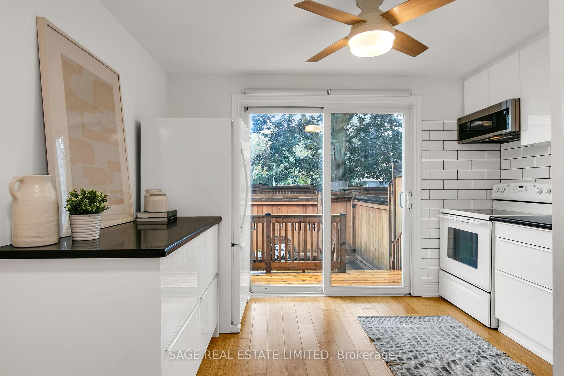 Photo 6 of Unit 7, 1666 Queen Street E, Toronto, Woodbine Corridor — HOMEH