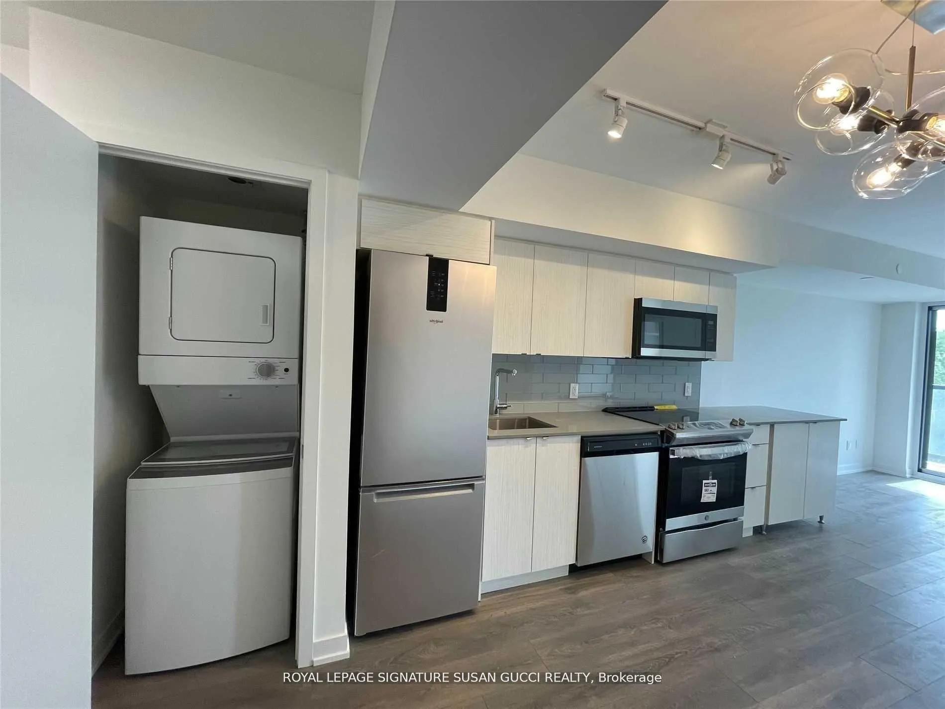 Photo 3 of Unit 203, 1401 O'Connor Drive, Toronto, O'Connor-Parkview — HOMEH