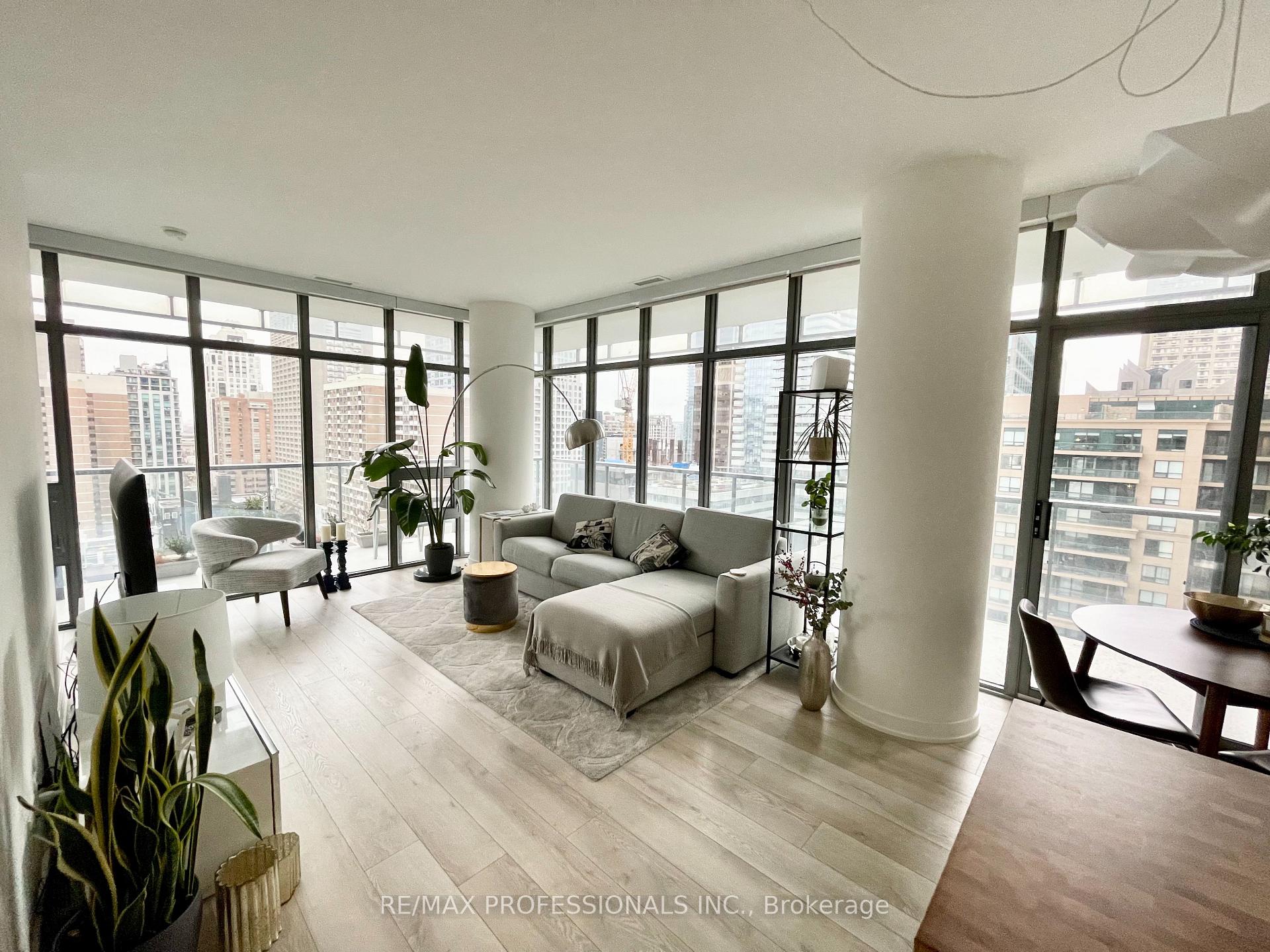 Photo 5 of Unit 1509, 33 Charles Street E, Toronto, Church-Yonge Corridor — HOMEH