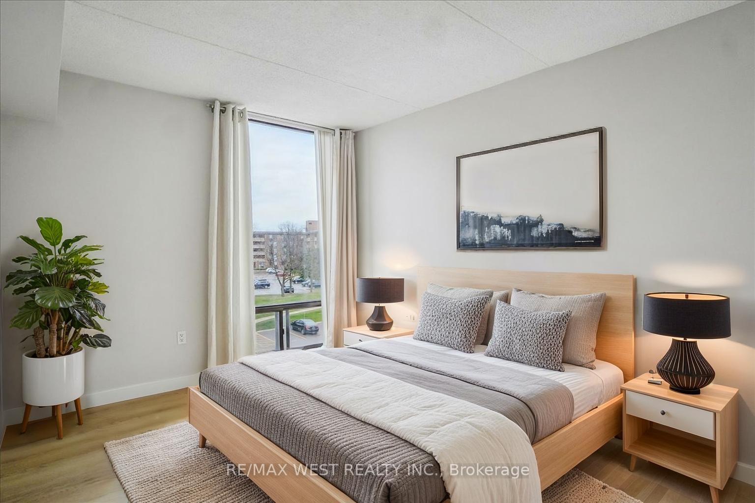 Photo 7 of Unit 402, 1530 Pickering Parkway, Pickering, Town Centre — HOMEH