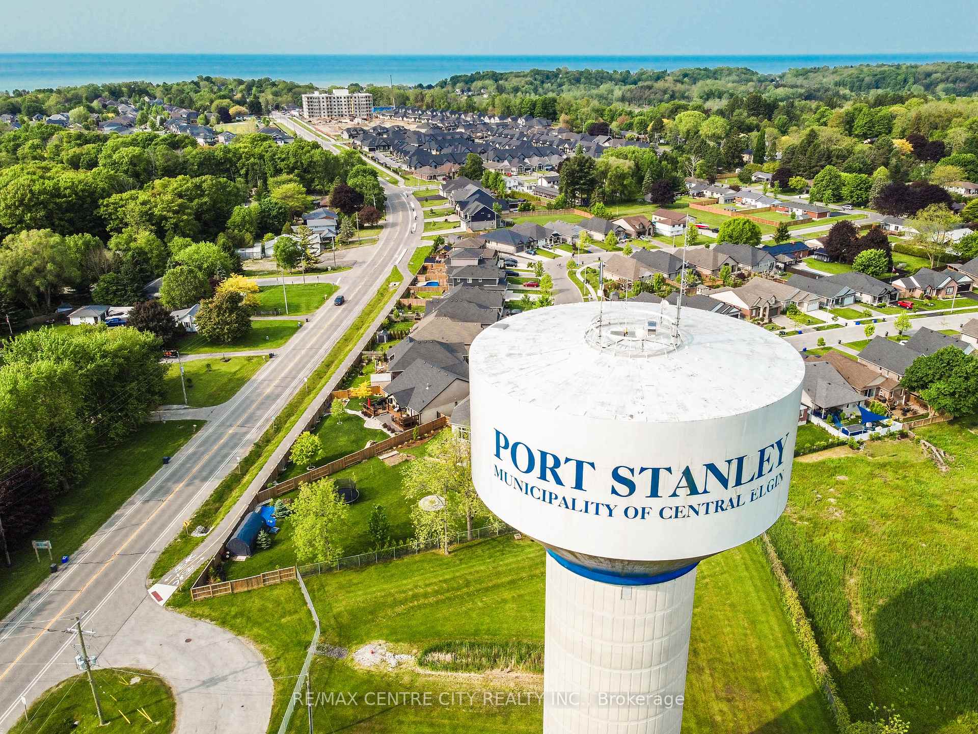 Photo 9 of 368 Larry Street, Central Elgin, Rural Central Elgin — HOMEH