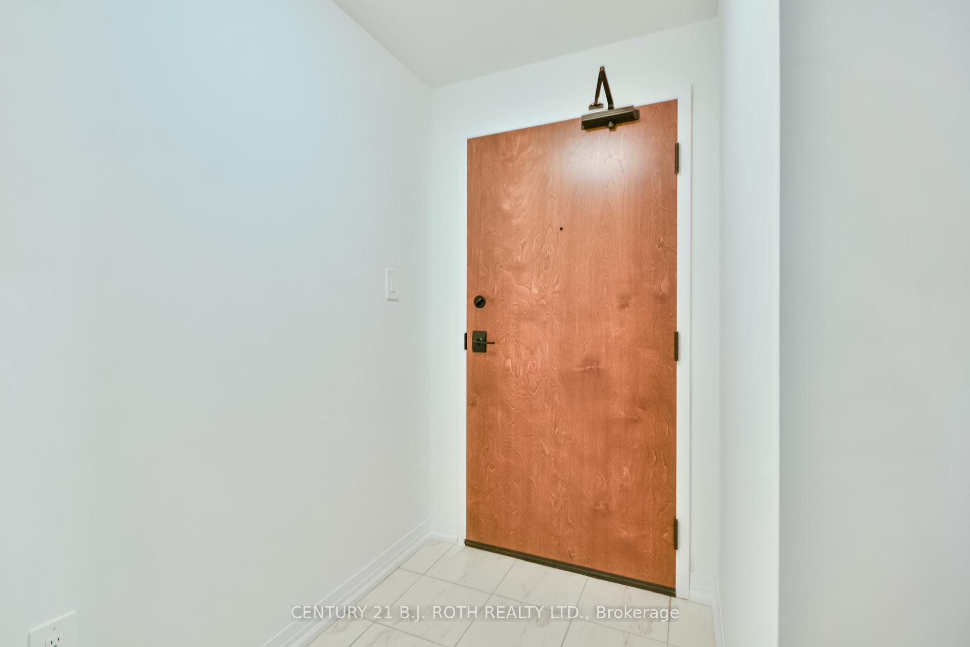 Photo 7 of Unit 606, 15 Kneeshaw Drive, Barrie, Rural Barrie Southeast — HOMEH