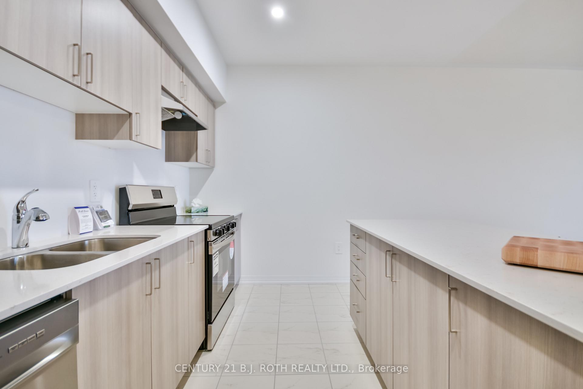 Photo 9 of Unit 606, 15 Kneeshaw Drive, Barrie, Rural Barrie Southeast — HOMEH