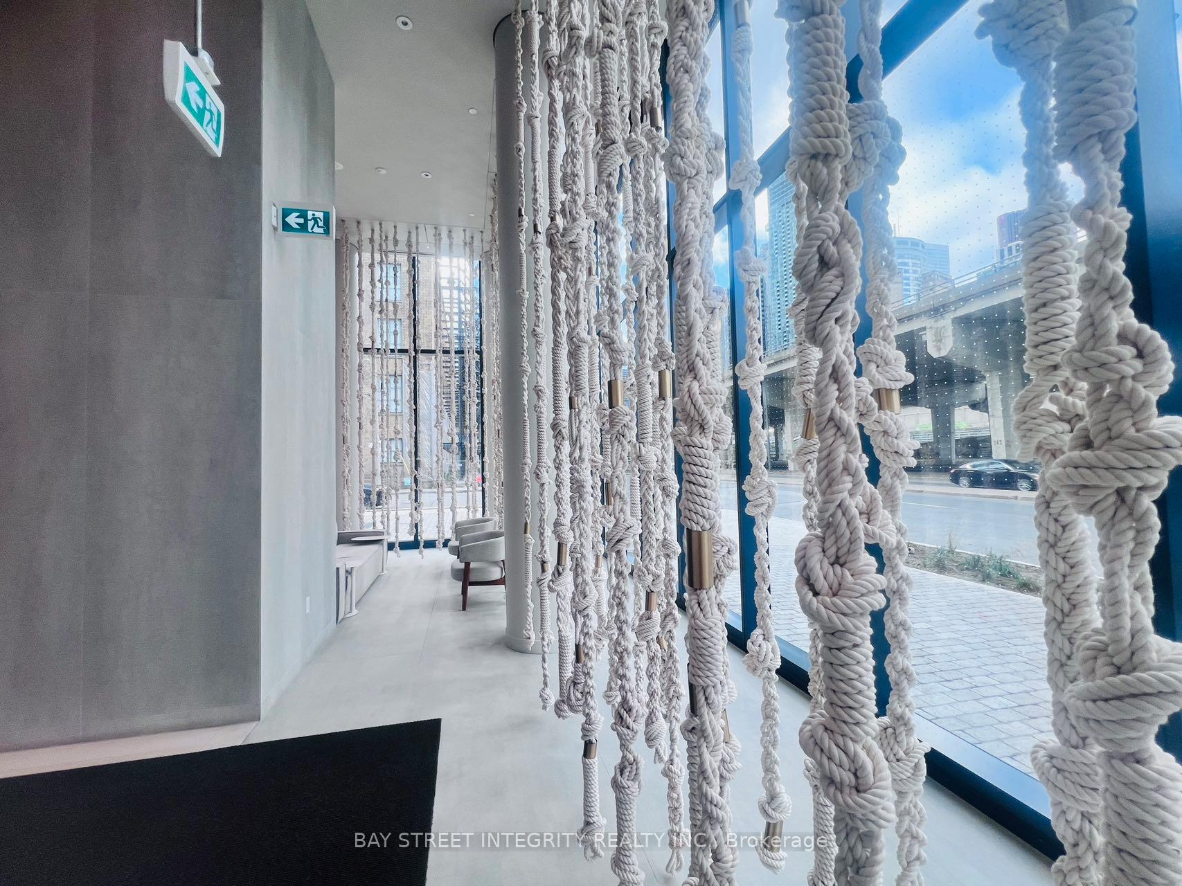 Photo 10 of Unit 2709, 55 Cooper Street, Toronto, Waterfront Communities — HOMEH