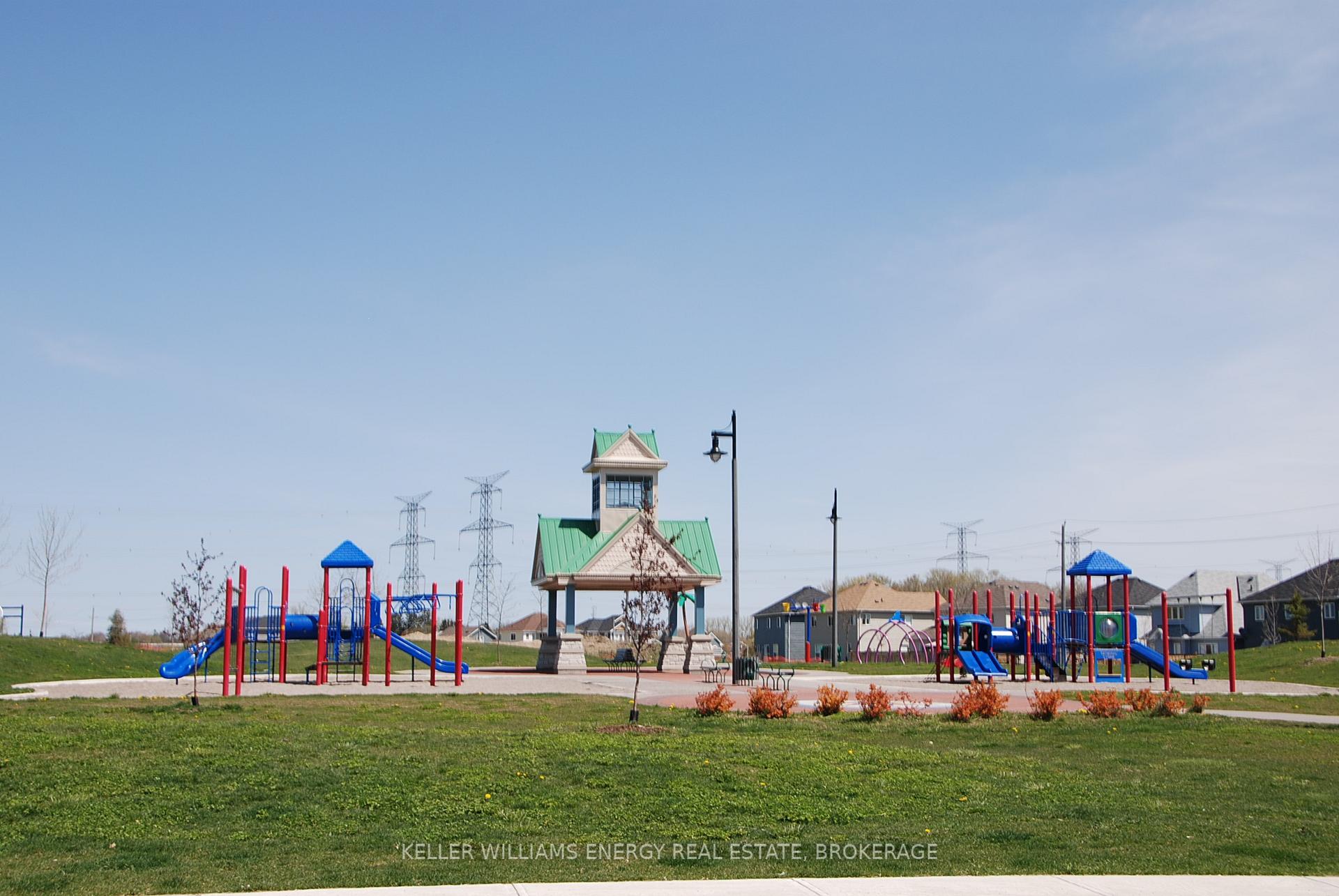 Photo 36 of Unit 4, 345 Lakebreeze Drive, Clarington, Newcastle — HOMEH
