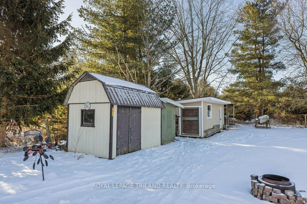 Photo 7 of 9357 Currie Road, Dutton/Dunwich, Wallacetown — HOMEH