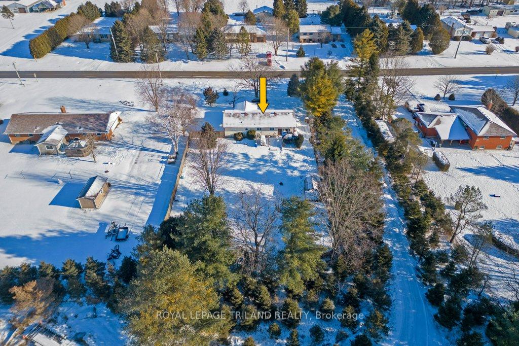 Photo 10 of 9357 Currie Road, Dutton/Dunwich, Wallacetown — HOMEH