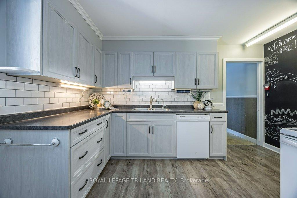 Photo 18 of 9357 Currie Road, Dutton/Dunwich, Wallacetown — HOMEH