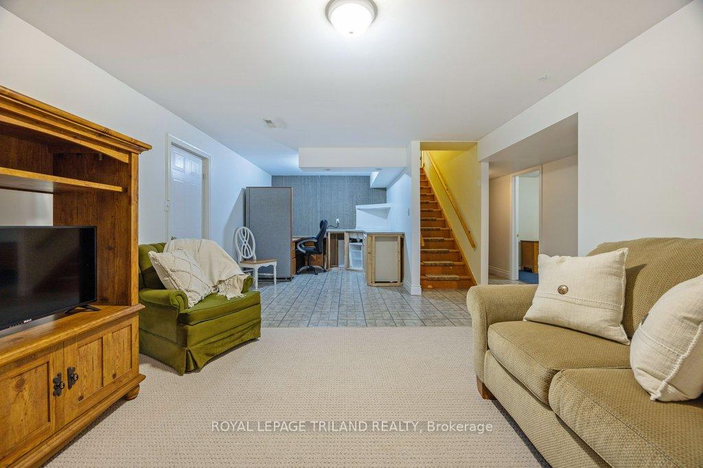 Photo 27 of 9357 Currie Road, Dutton/Dunwich, Wallacetown — HOMEH