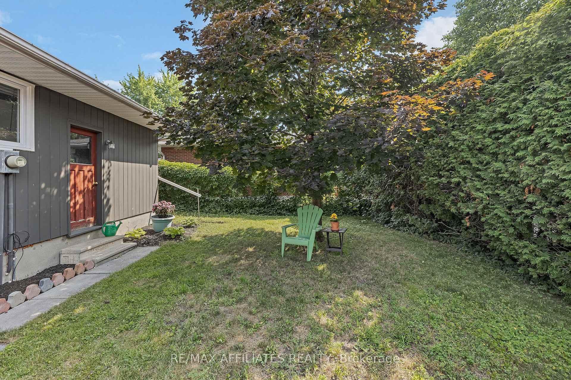 Photo 28 of 11 Tripp Crescent, Ottawa, Barrhaven - Pheasant Run — HOMEH