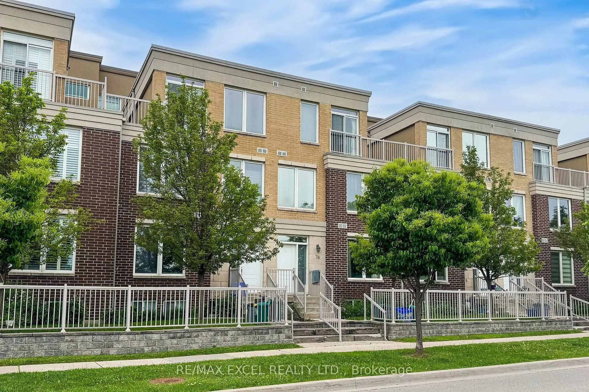 Photo 1 of 76 Unity Gardens Drive, Markham, Village Green-South Unionville — HOMEH