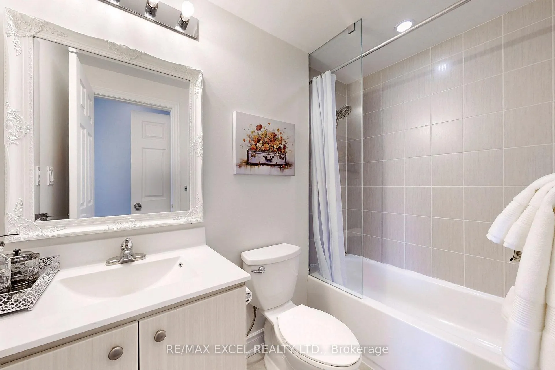 Photo 34 of 76 Unity Gardens Drive, Markham, Village Green-South Unionville — HOMEH