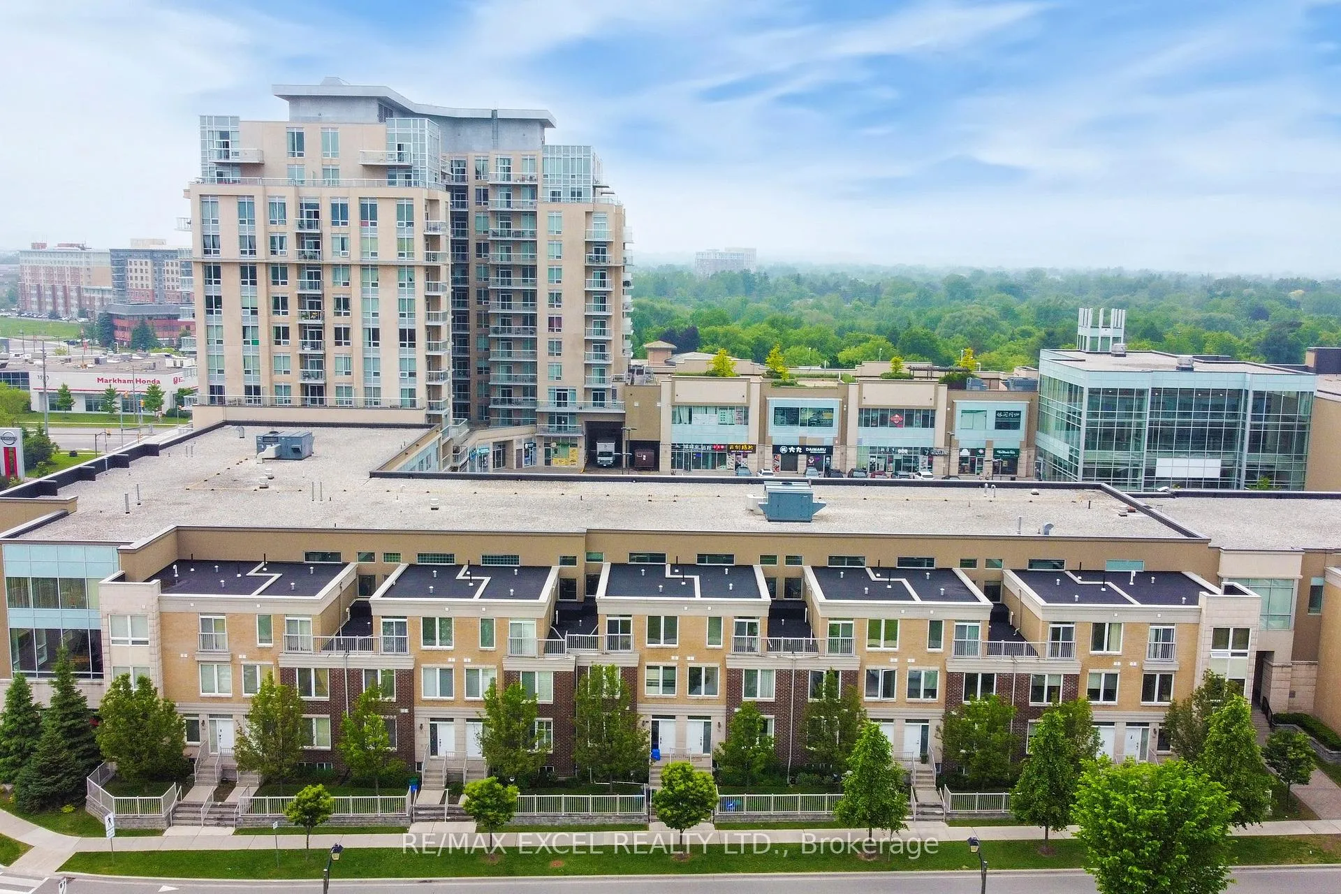 Photo 41 of 76 Unity Gardens Drive, Markham, Village Green-South Unionville — HOMEH