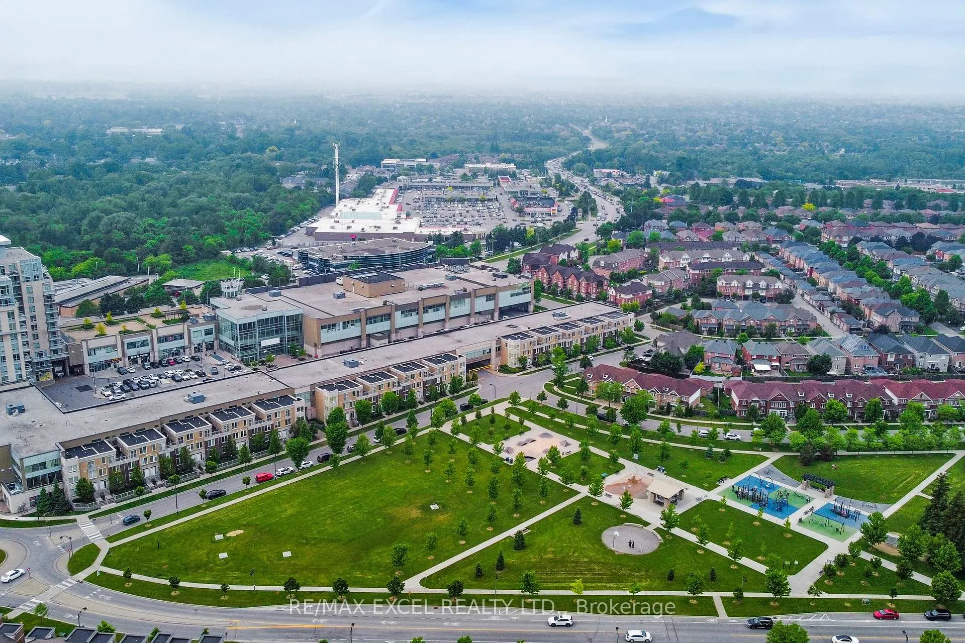 Photo 44 of 76 Unity Gardens Drive, Markham, Village Green-South Unionville — HOMEH