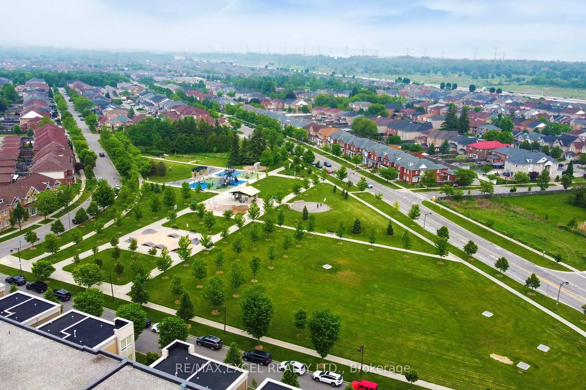 Photo 45 of 76 Unity Gardens Drive, Markham, Village Green-South Unionville — HOMEH