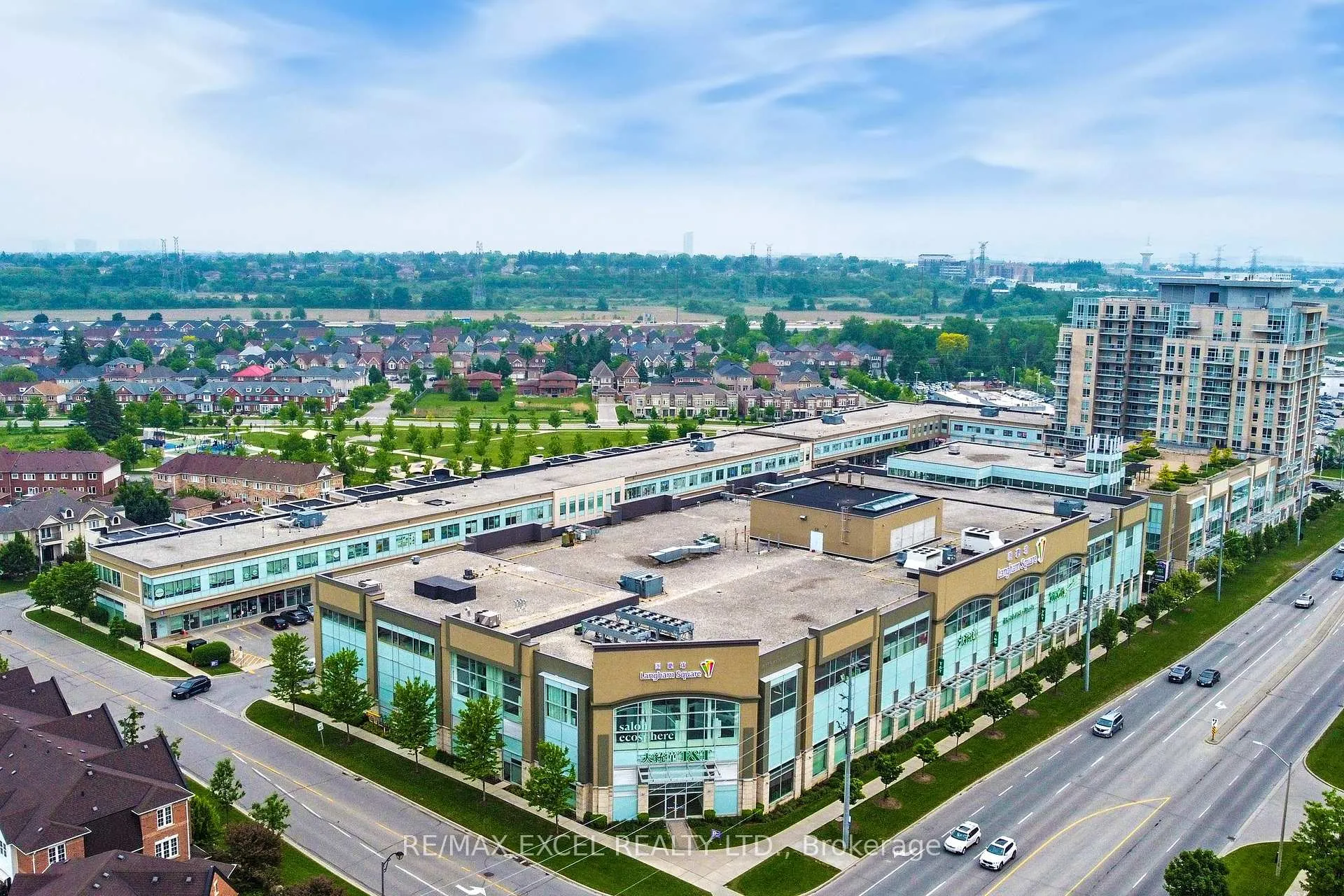 Photo 48 of 76 Unity Gardens Drive, Markham, Village Green-South Unionville — HOMEH