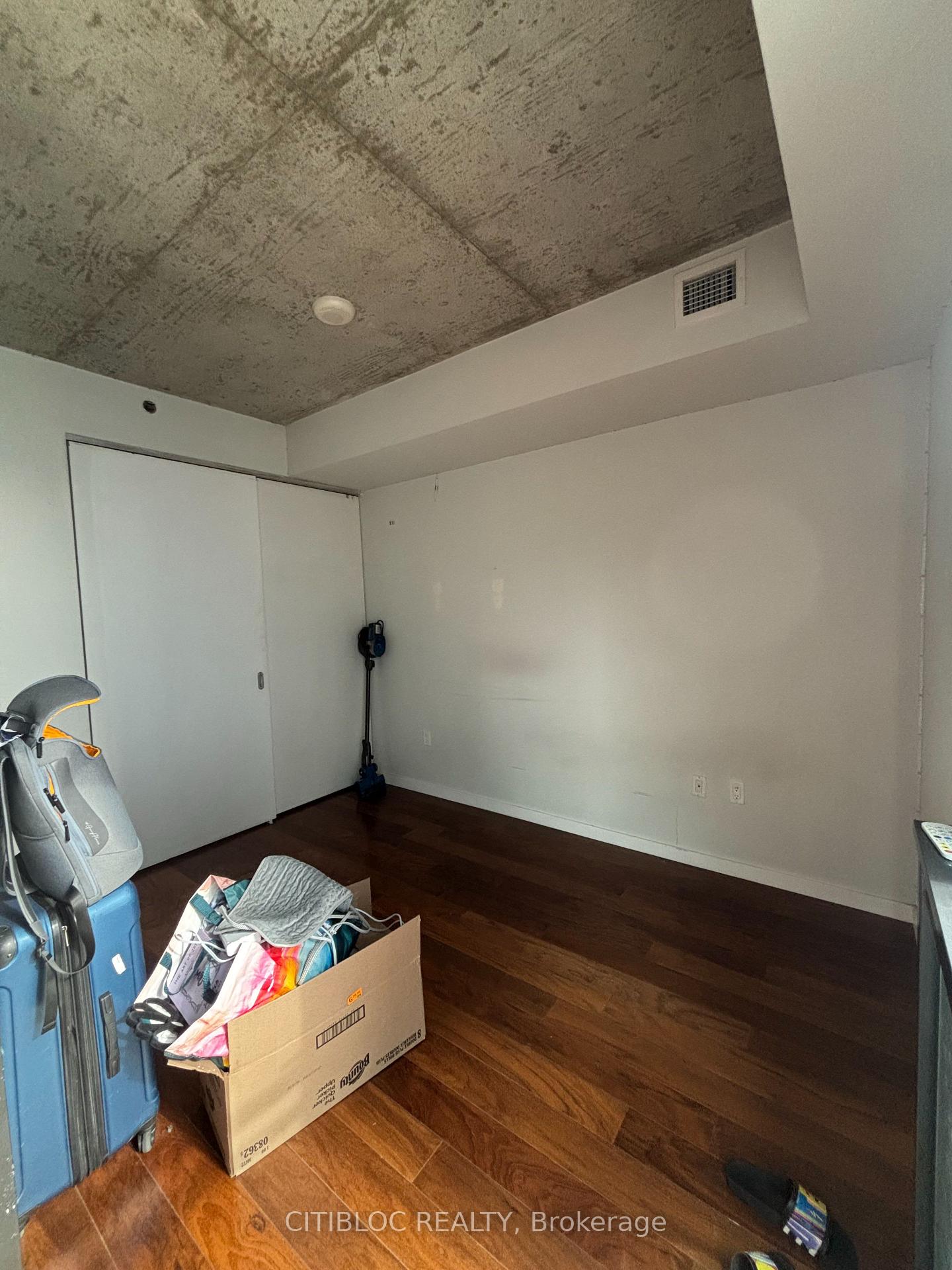 Photo 5 of Unit 505, 51 Trolley Crescent, Toronto, Moss Park — HOMEH