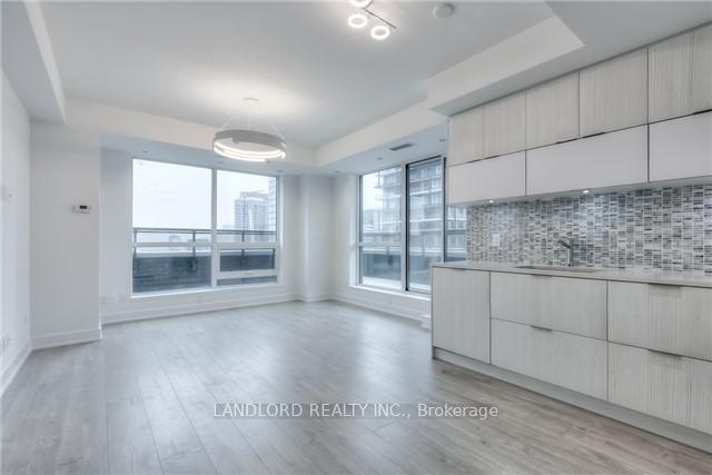 Front of Unit 2809, 318 Richmond Street W