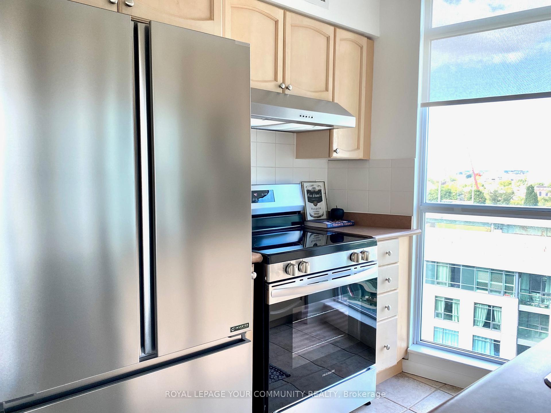Front of Unit 1003, 219 Fort York Boulevard