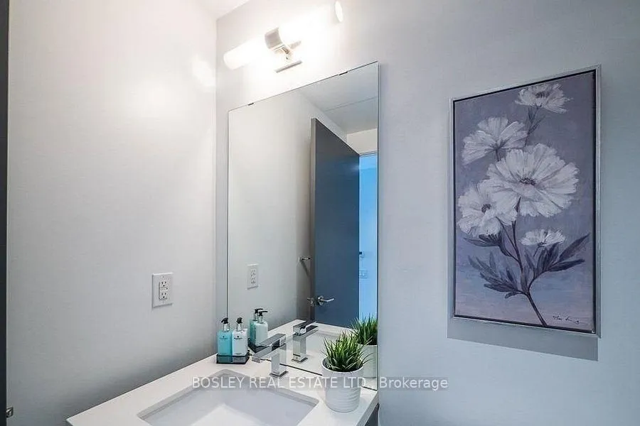 Photo 3 of Unit 401, 11 Charlotte Street, Toronto, Waterfront Communities — HOMEH