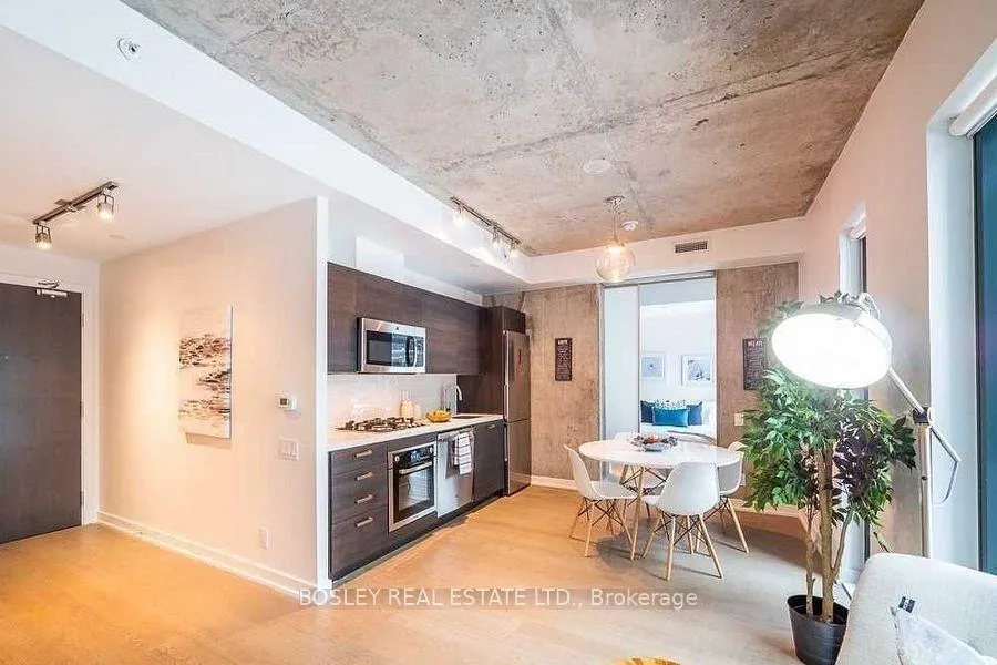 Photo 8 of Unit 401, 11 Charlotte Street, Toronto, Waterfront Communities — HOMEH