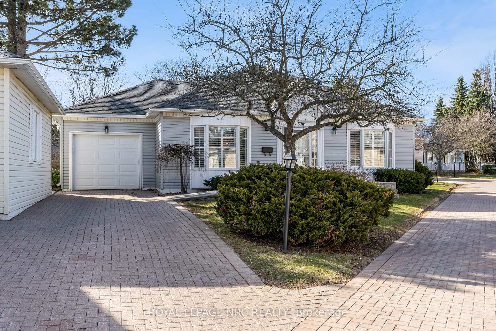 Photo 1 of Unit 28, 370 Silverbirch Boulevard, Hamilton, Villages of Glancaster — HOMEH