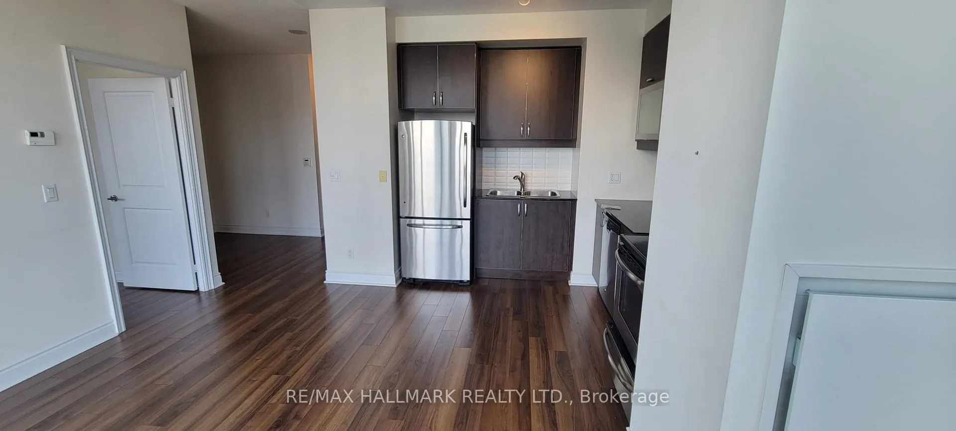 Photo 5 of Unit 2301, 28 Ted Rogers Way, Toronto, Church-Yonge Corridor — HOMEH